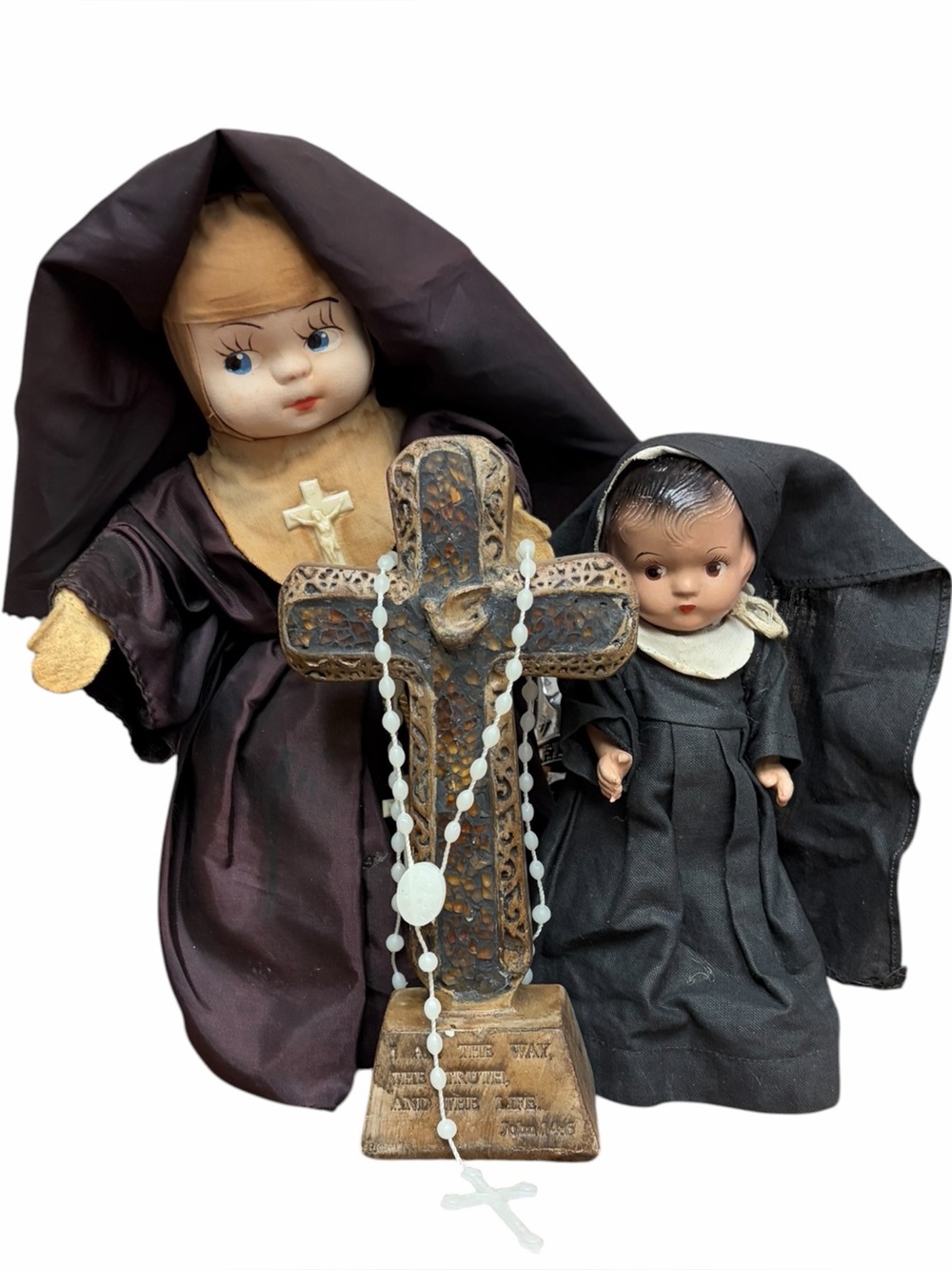 Vintage Catholic Religious Lot 2 Nun Dolls Mosaic Cross Plastic Rosary